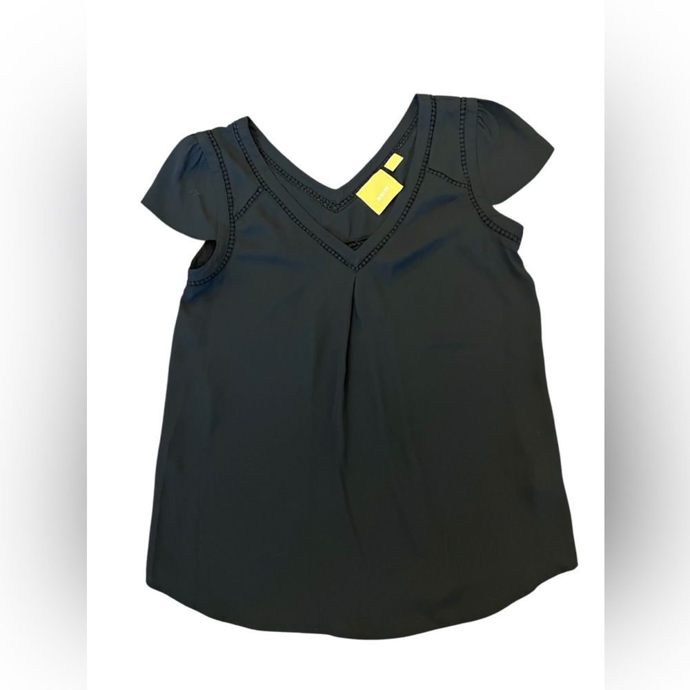 Maeve Anthropologie Black Lightweight Cap Sleeve V Neck Pullover Blouse Top Sz 6